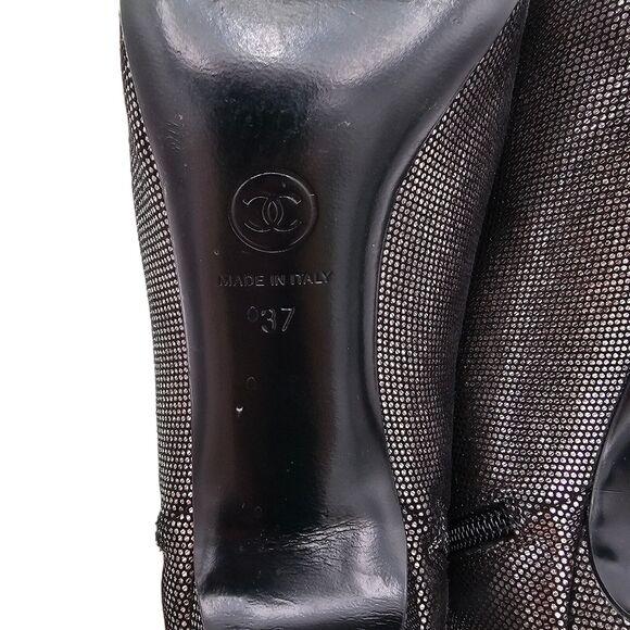 Chanel CC Cap Toe Ankle Heel Boot Size 37 US 6 6.5 Silver Metallic Leather Zip - Picture 10 of 11